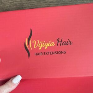 Vijigia Hair extensions clip in bnib